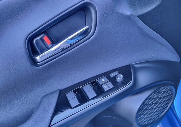 Toyota Prius cena 109900 przebieg: 30000, rok produkcji 2021 z Jawor małe 529